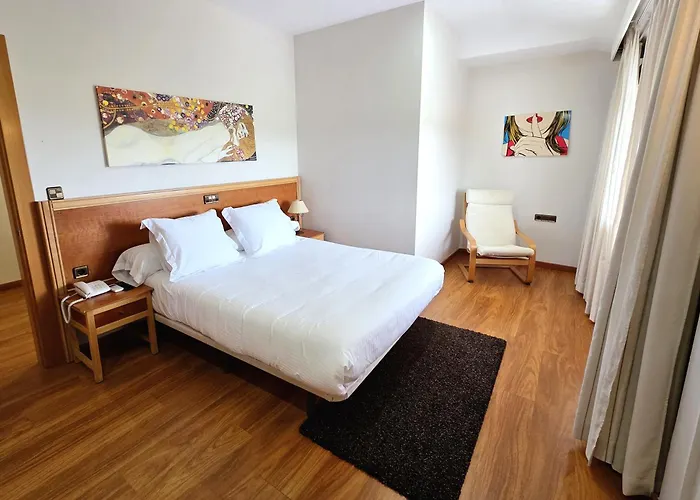 Hotel Los Barruecos By Croma