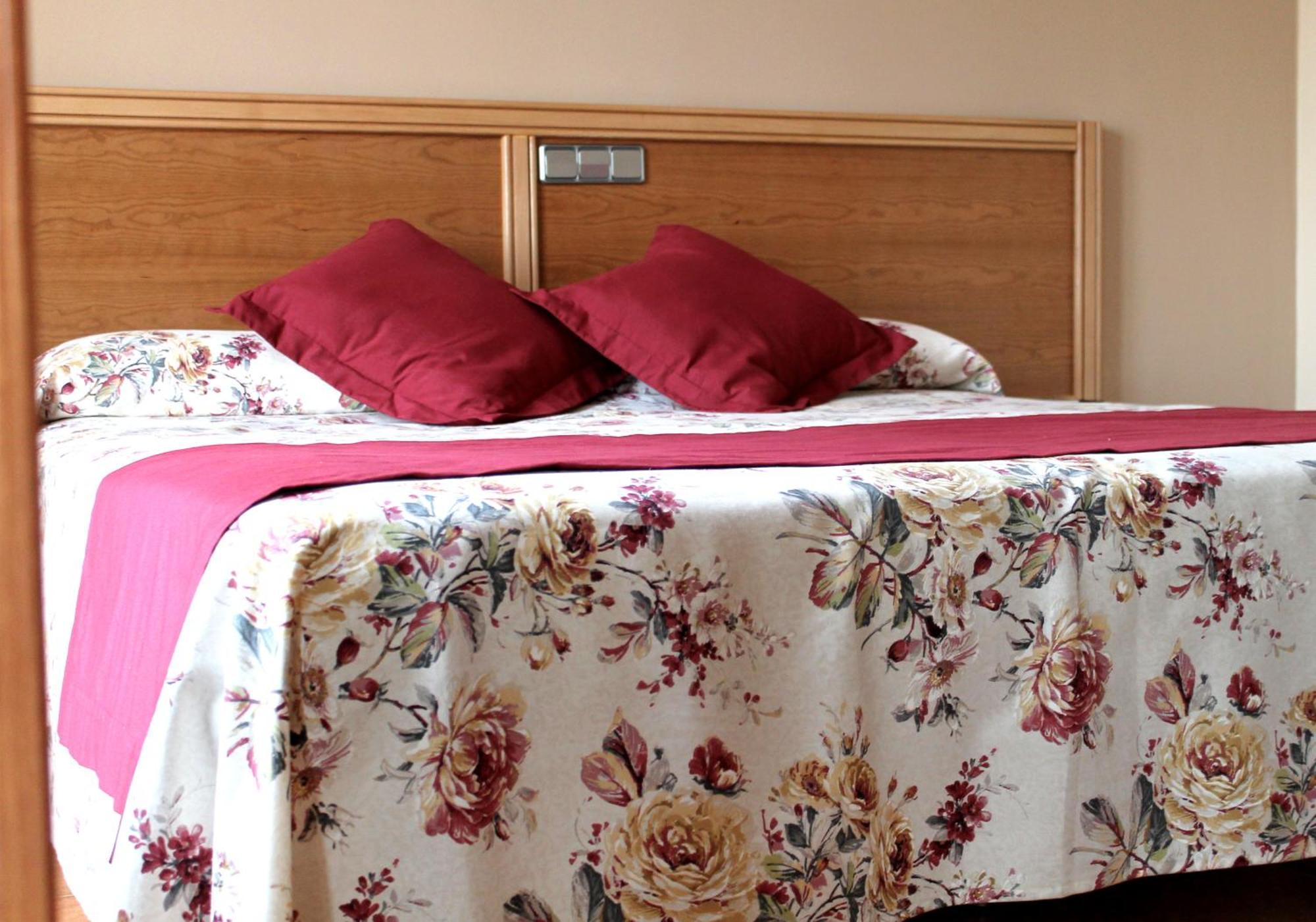 Hotel Los Barruecos By Croma 3*
